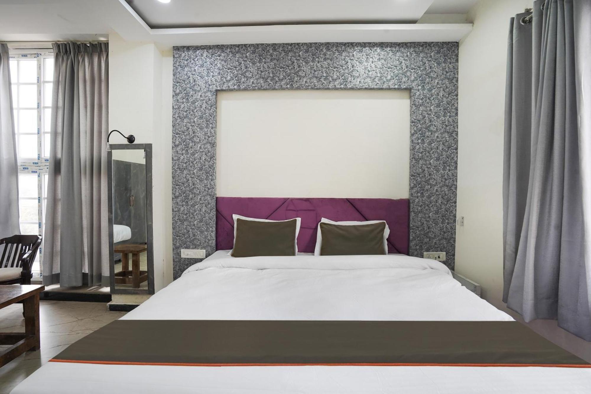 Townhouse Amanaka Formerly Hotel City Pride Rāipur Esterno foto